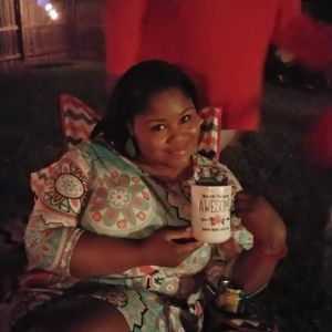 Meet your Posher, Felicia